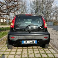 Peugeot 107 1.0 benzina Sweet Years – 5 porte – id
