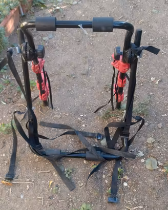 PORTA BICI UNIVERSALE PER AUTO 