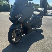 Tmax 560 tech 2020