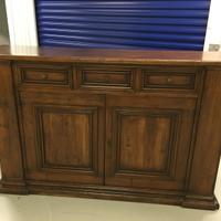 Credenza in legno massello