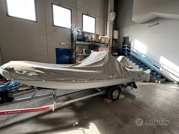 Gommone con Carrello