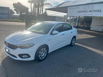 Fiat Tipo 1.6 Mjt 4 porte Easy - 2019 - solo 44.12