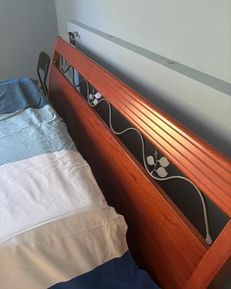 Struttura letto in legno massello