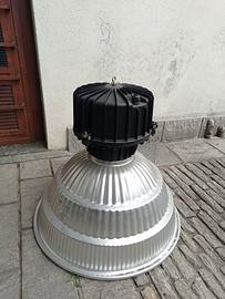 lampada industriale arredo moderno 