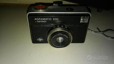 Macchina fotografica agfamatic 200