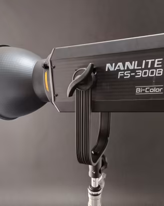 Nanlite FS-300B