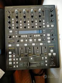 Mixer ddm-4000 Behringer DDM4000