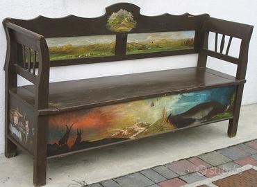 Antica panca dipinta