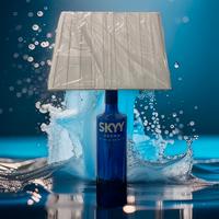 LAMPADA BOTTIGLIA SKYY VODKA NUOVA