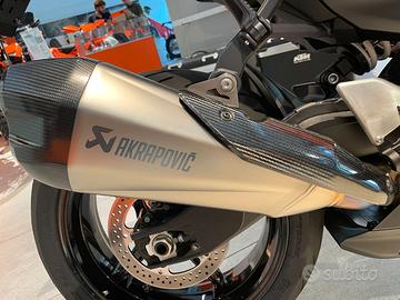 SILENZIATORE AKRAPOVIC