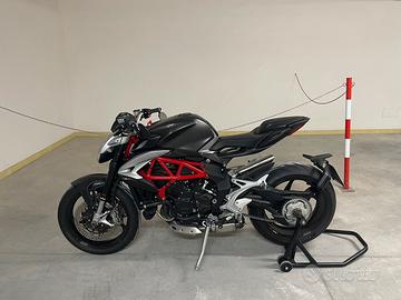 Mv Agusta Brutale 800