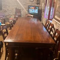 Tavolo in legno di noce 10/12 posti