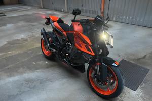 Ktm duke 990