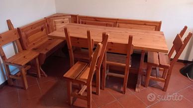 Tavolo 6 sedie cassapanca legno rustico mobiletto