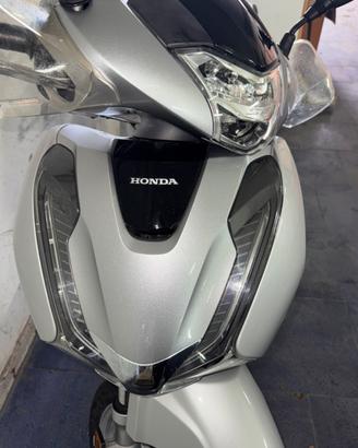 Honda SH 150i (2017), Condizioni Impeccabili