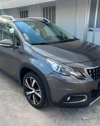 Peugeot 2008 PureTech Turbo 110 S&S Allure