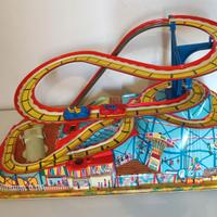 Giocattolo ottovolante montagne russe rollercoaste