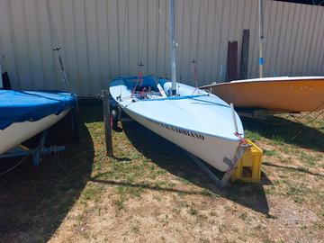 Barca a vela 470 NAUTIVELA