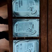 3 hard disk da 500 gb l'uno 