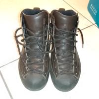 Scarpa montagna Gore Tex pelle donna 36 lim ed.