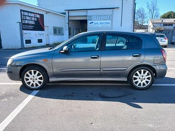 Nissan Almera 1.8 Per Neopatentati