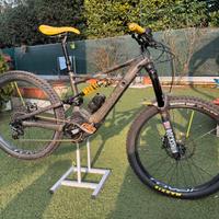 SPECIALIZED KENEVO EXPERT