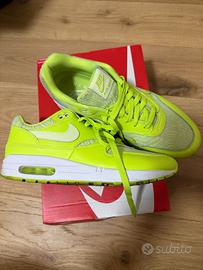 Nike air max 1 PRM “volt”