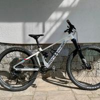 MTB MONDRAKER FACTOR 26 Racing
