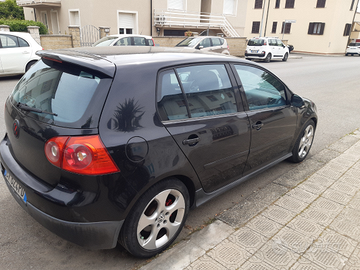 VOLKSWAGEN Golf 5ª serie - 2005