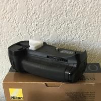 nikon mb-d10 battery grip e nikkor 18-55 mm