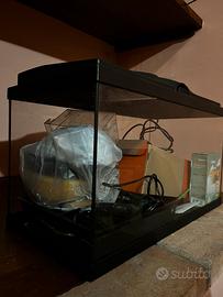 Acquario con mobiletto