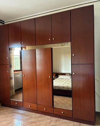 Armadio in legno