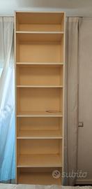 Libreria bianca con 8 ripiani