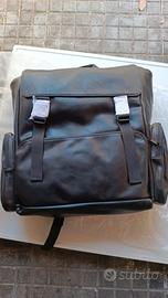 Zaino porta laptop in similpelle, nuovo mai usato