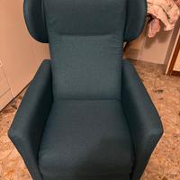 POLTRONA RECLINABILE ELETTRICA PER ANZIANI