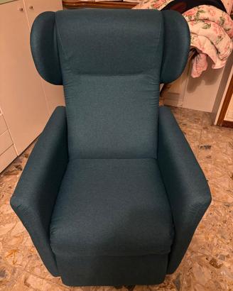 POLTRONA RECLINABILE ELETTRICA PER ANZIANI