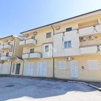 3 LOCALI A CAMPOMARINO