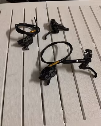 Freni shimano saint