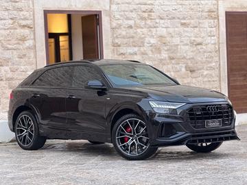 Audi Q8 50 TDI 286 CV QUATTRO S LINE EDITION TETTO