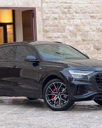 Audi Q8 50 TDI 286 CV QUATTRO S LINE EDITION TETTO