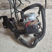 pompa ABS  600 hybrid  peugeot 208