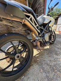 HyperMotard 796