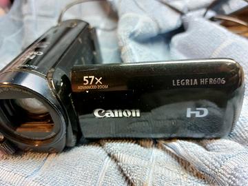 Videocamera CANON Leigra HF R606