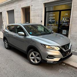 Nissan Qashqai 1.5 dCi Aut -116CV