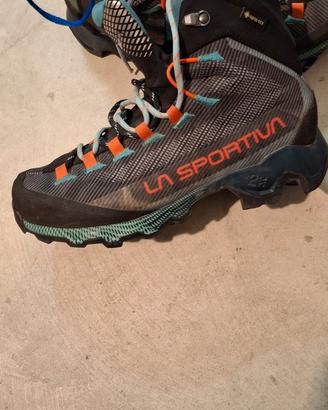  La Sportiva Aequilibrium Hike GTX  woman N.39