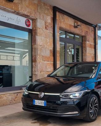Volkswagen Golf VIII 2.0 tdi Style 115cv