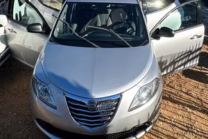 Lancia Ypsilon 1.3 MJT 16V 95 CV 5 porte S&S Elefa