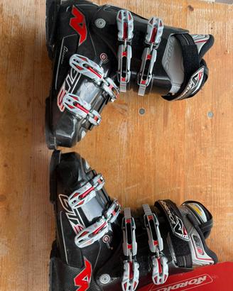 Scarponi sci Nordica Gts