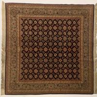 Tappeto 224 x 224 cm + frangie