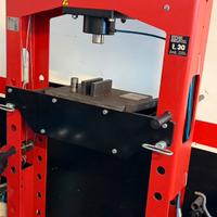 Pressa manuale Axa 30T